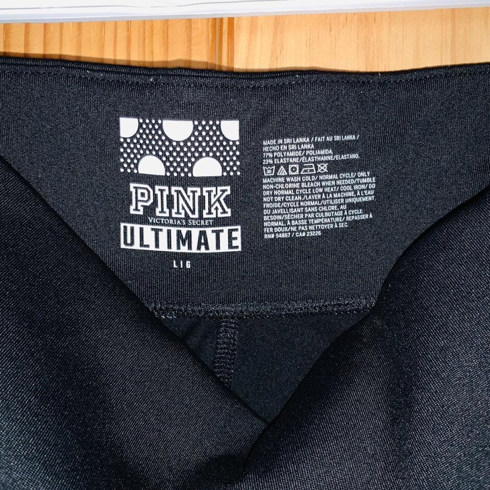 VS pink ultimate Capri leggings